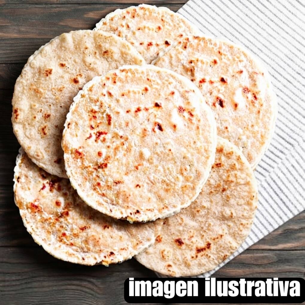 5 Gorditas + 1 Agua de Litro