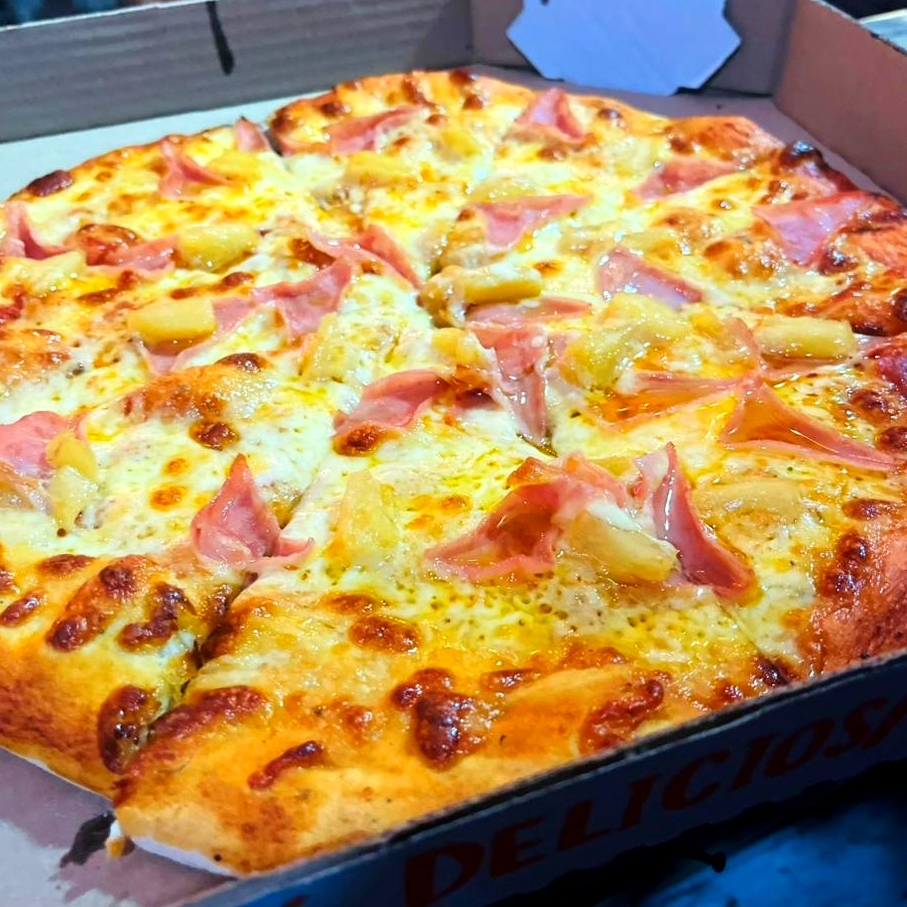 PIZZA HAWAIANA