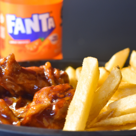 Alitas + Papas a la Francesa + Refresco