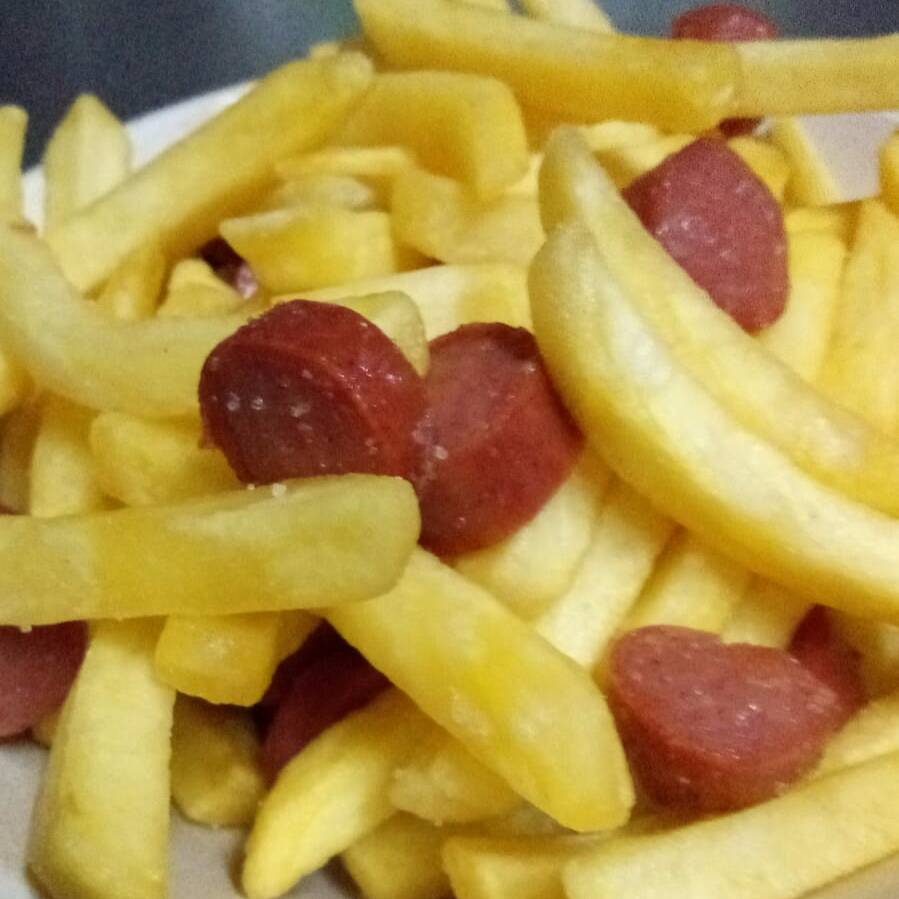 Salchipapas