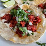 TACO LONGANIZA CON QUESO