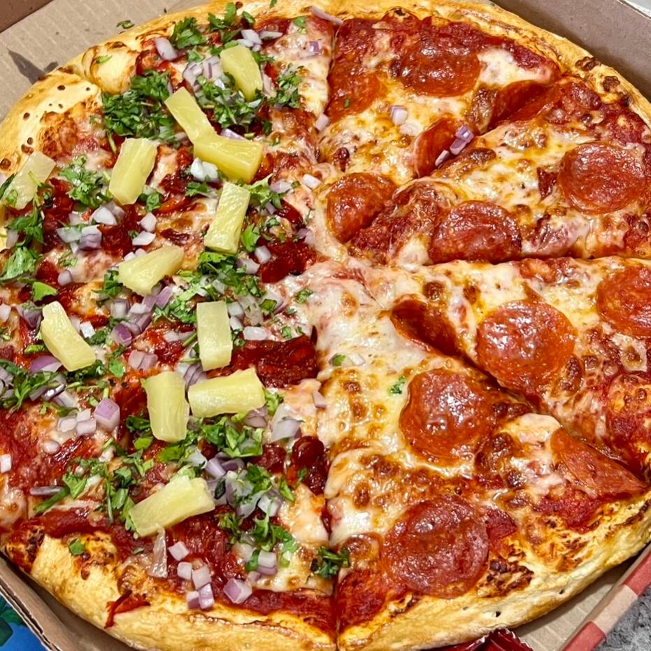 Mitad Pastor y Mitad Pepperoni Grande