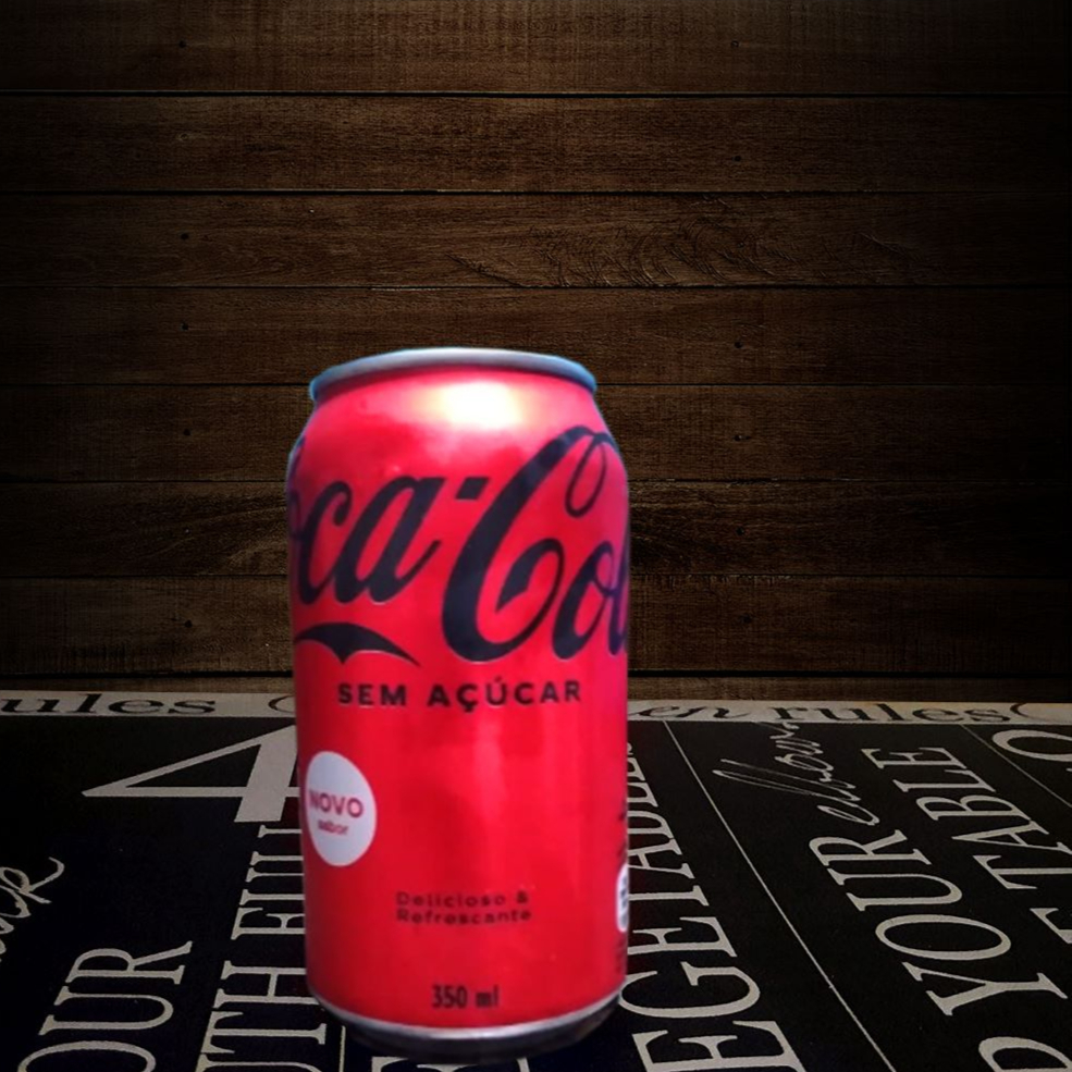 Idealmente servida gelada, proporciona uma experiência prazerosa e revitalizante. O seu sabor inconfundível, zero açúcar e baixas calorias, a tornam a opção perfeita para acompanhar qualquer refeição. Uma das nossas Bebidas Da Casa na categoria Refrigerante, ela é a escolha segura para quem busca satisfação e refrescância!