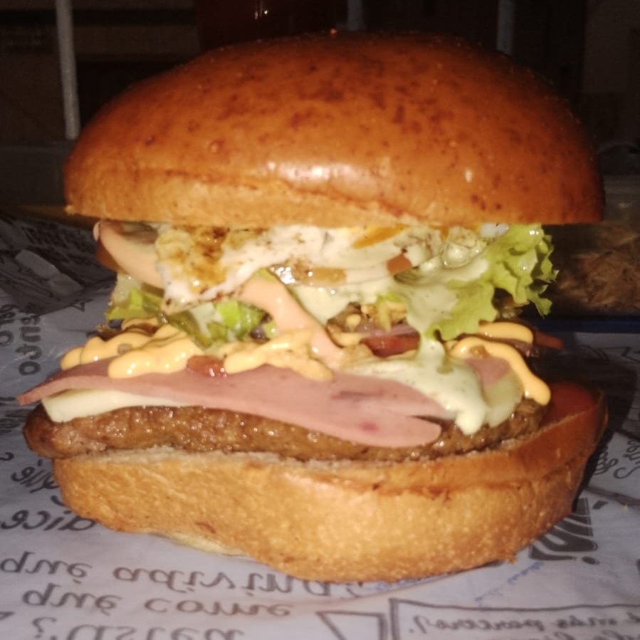 Combo 2 Hamburguesas Mosntruosas + Bebidas