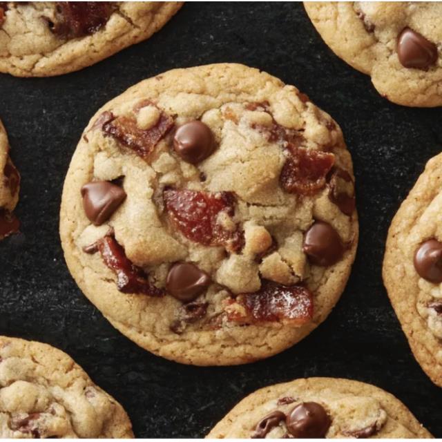 GALLETA DE CHOCOCHIPS Y TOCINO