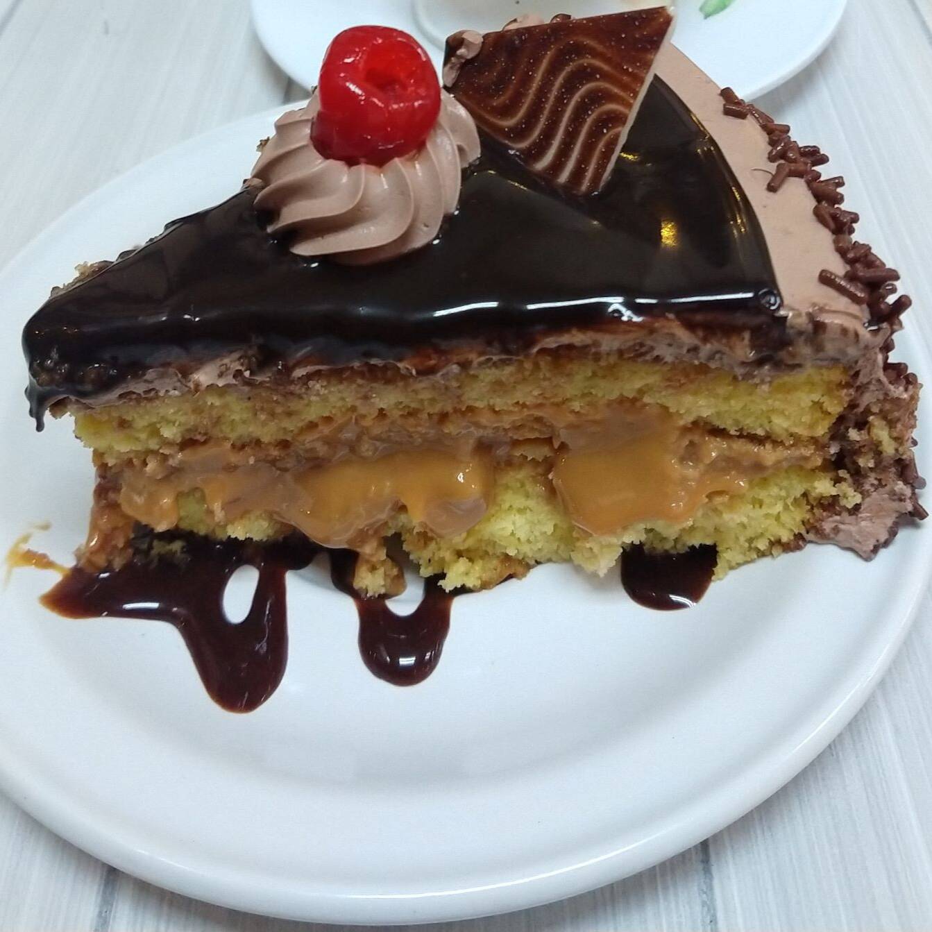 Pastel con Chocolate
