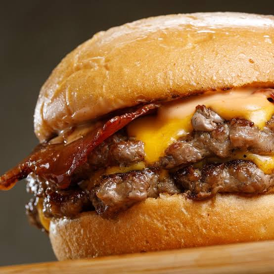 Burguer + Papas + Refresco