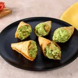 Rollitos de camarón con aguacate