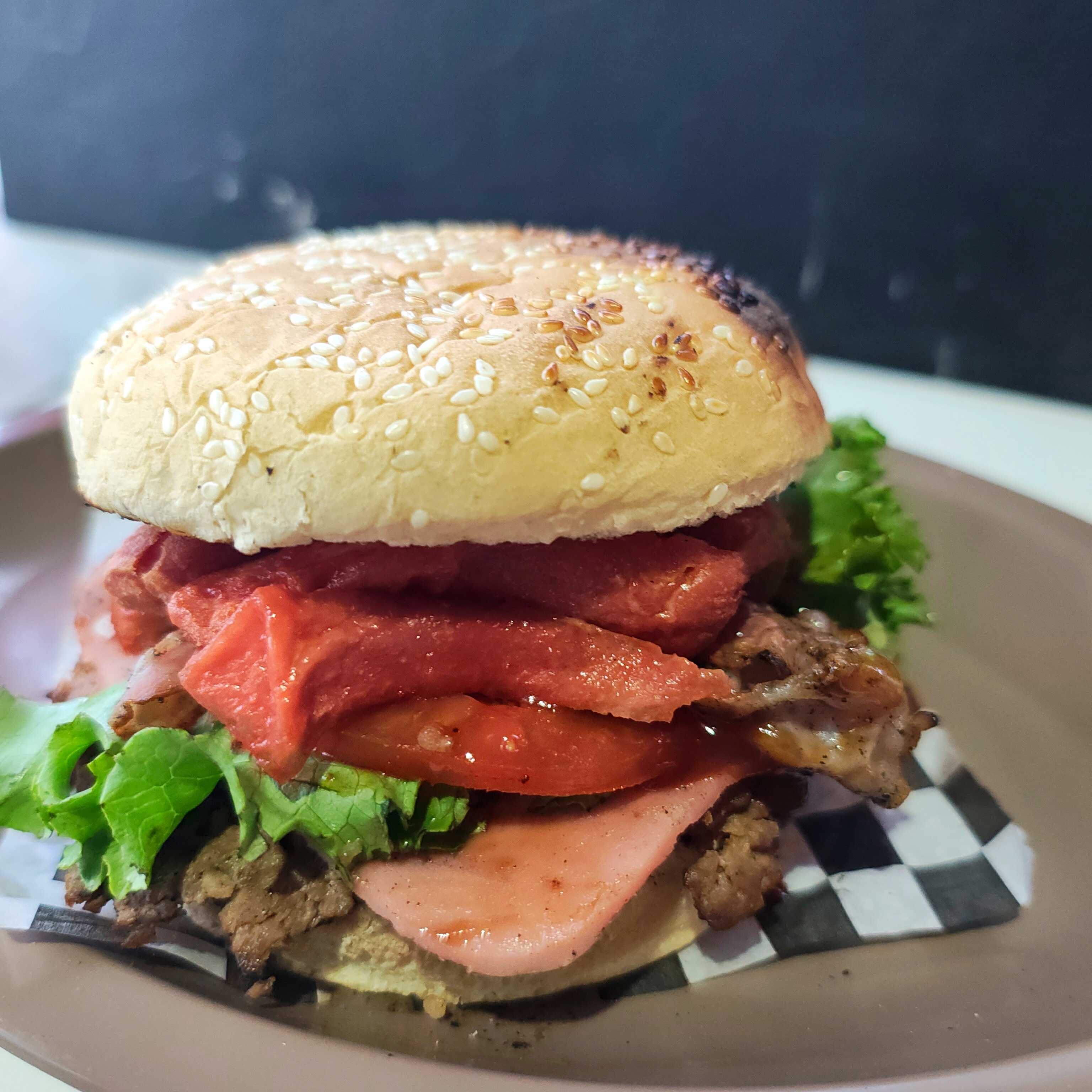SALCHIBURGER
