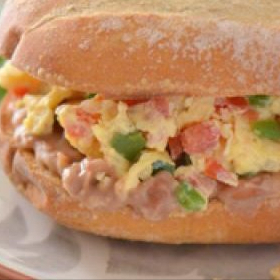 Torta de Huevo a la Mexicana