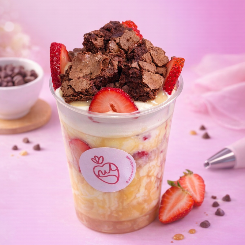 Fresas con Crema más Brownie 12 Onz