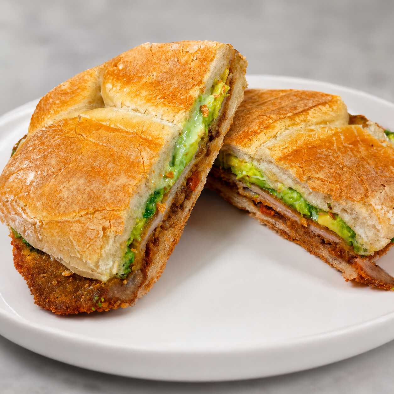 Torta con Milanesa de Pollo