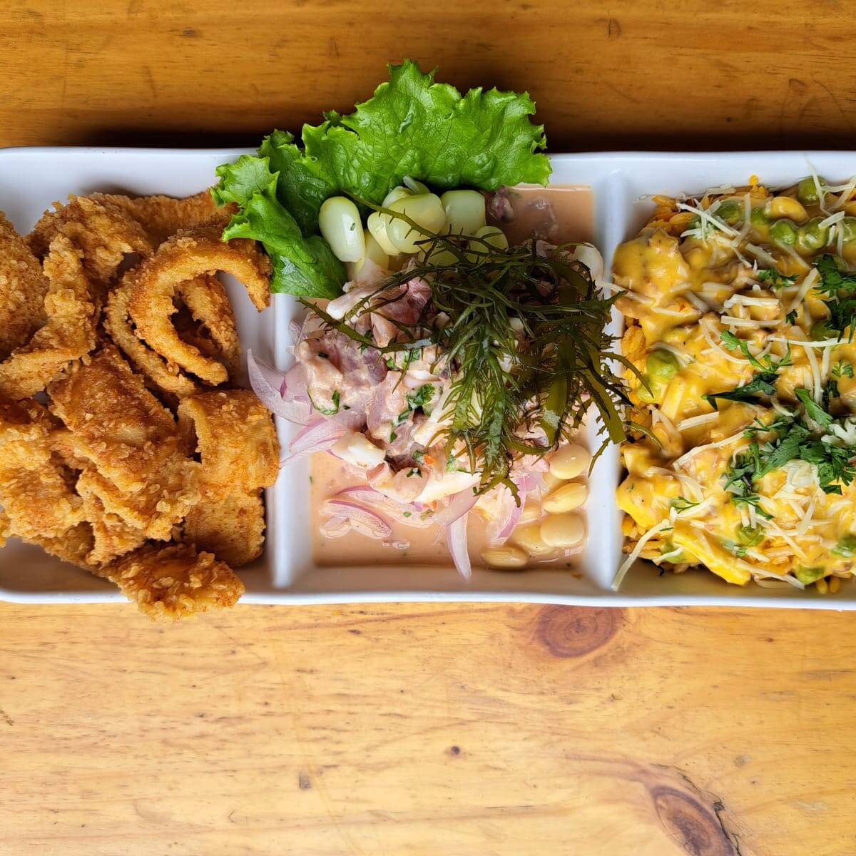 Trio 2 : Arroz Mariscos + Ceviche Mix + Chicharron