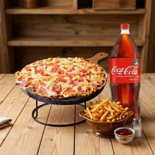 PIZZA TRADICIONAL GRANDE, PAPAS 200G Y 1 REFRESCOS 2LT