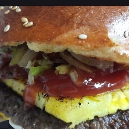 Hamburguesa Hawaiana Jumbo con Pan Artesanal