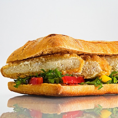 Combo de Sándwich de Pollo al Grill y bebida
