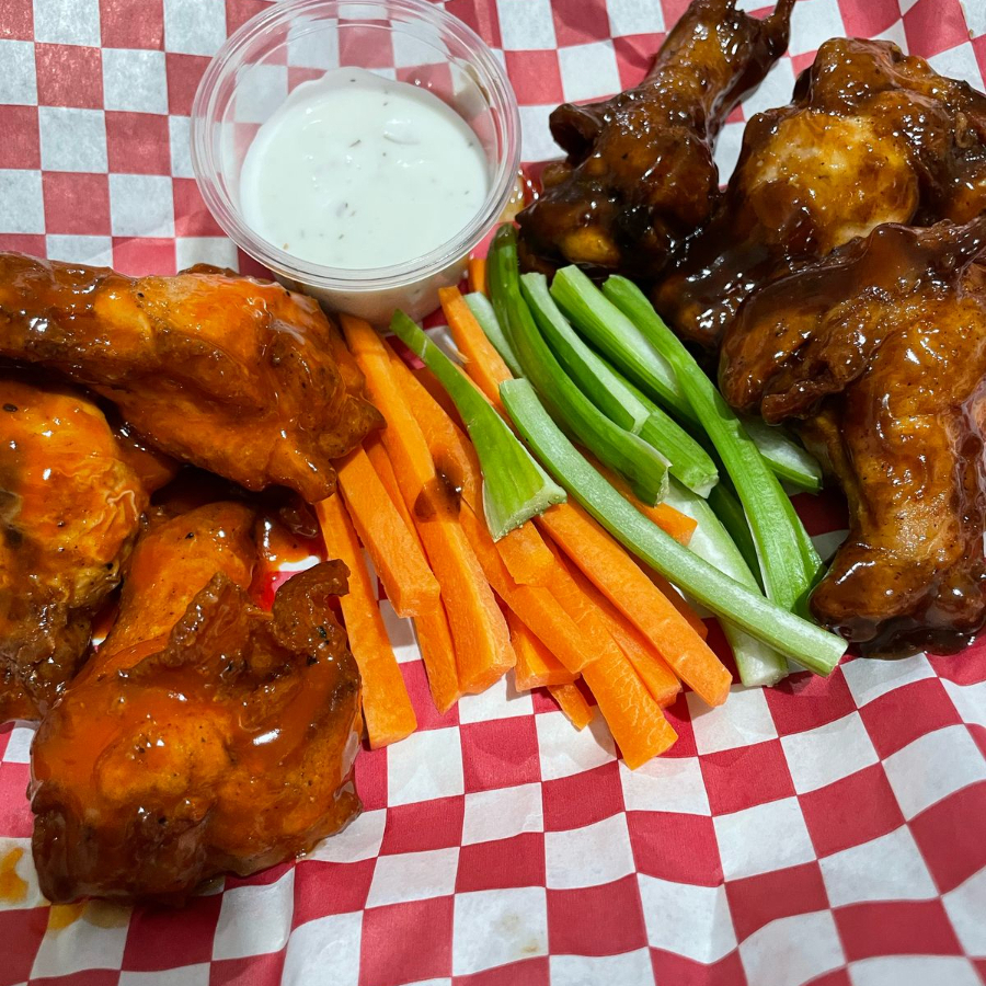 Alitas BBQ, mango/piña, habanero, bufalo