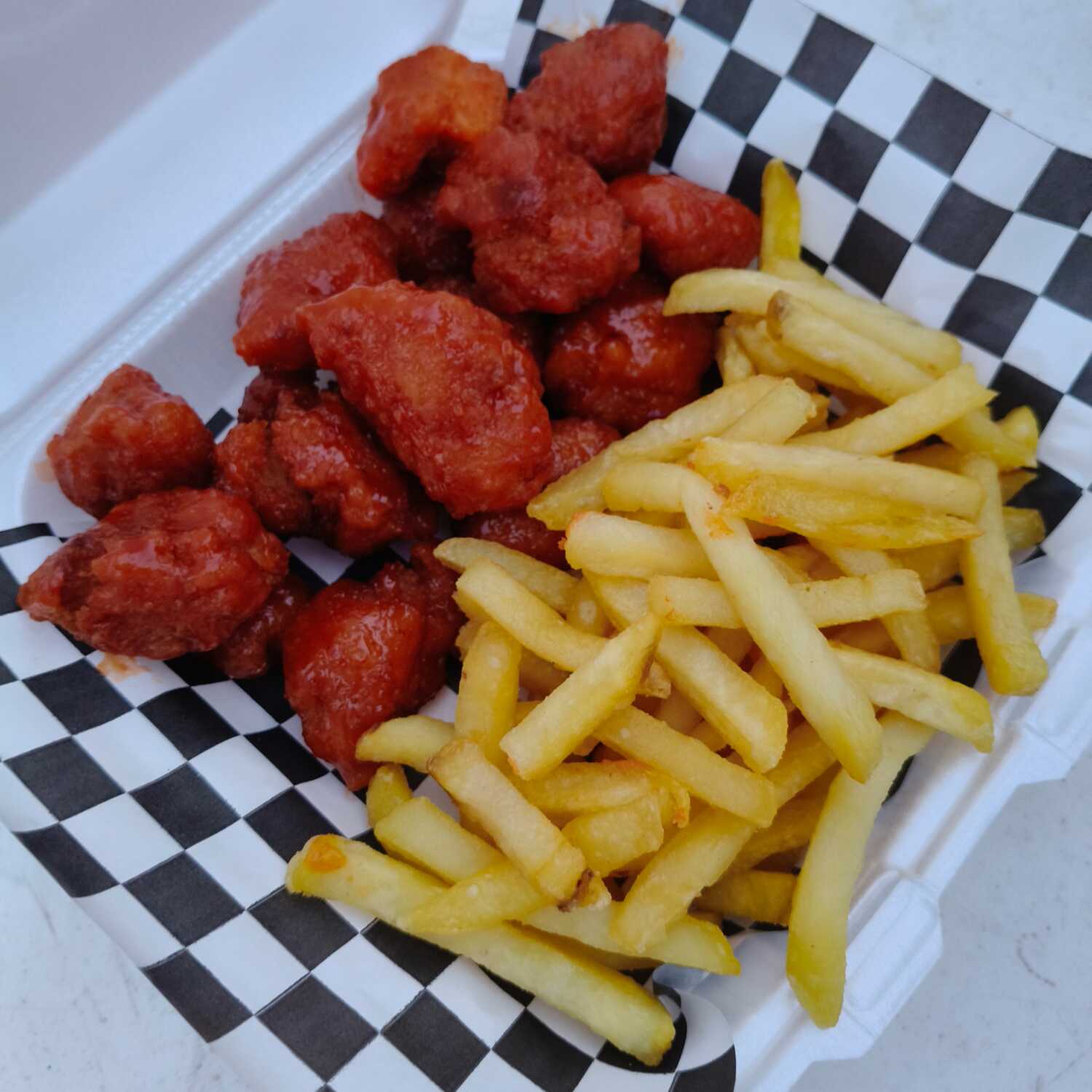 Boneless Con Papas ( 200g )