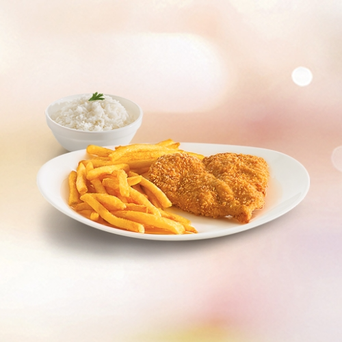 Filé de frango a milanesa acompanhado de arroz e fritas.