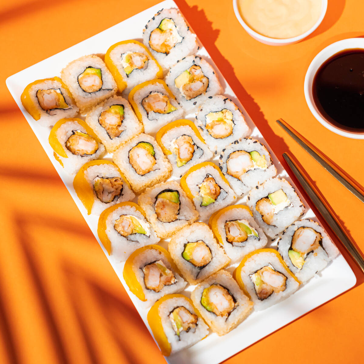 Combo 24 Bocados de Sushi Camarón