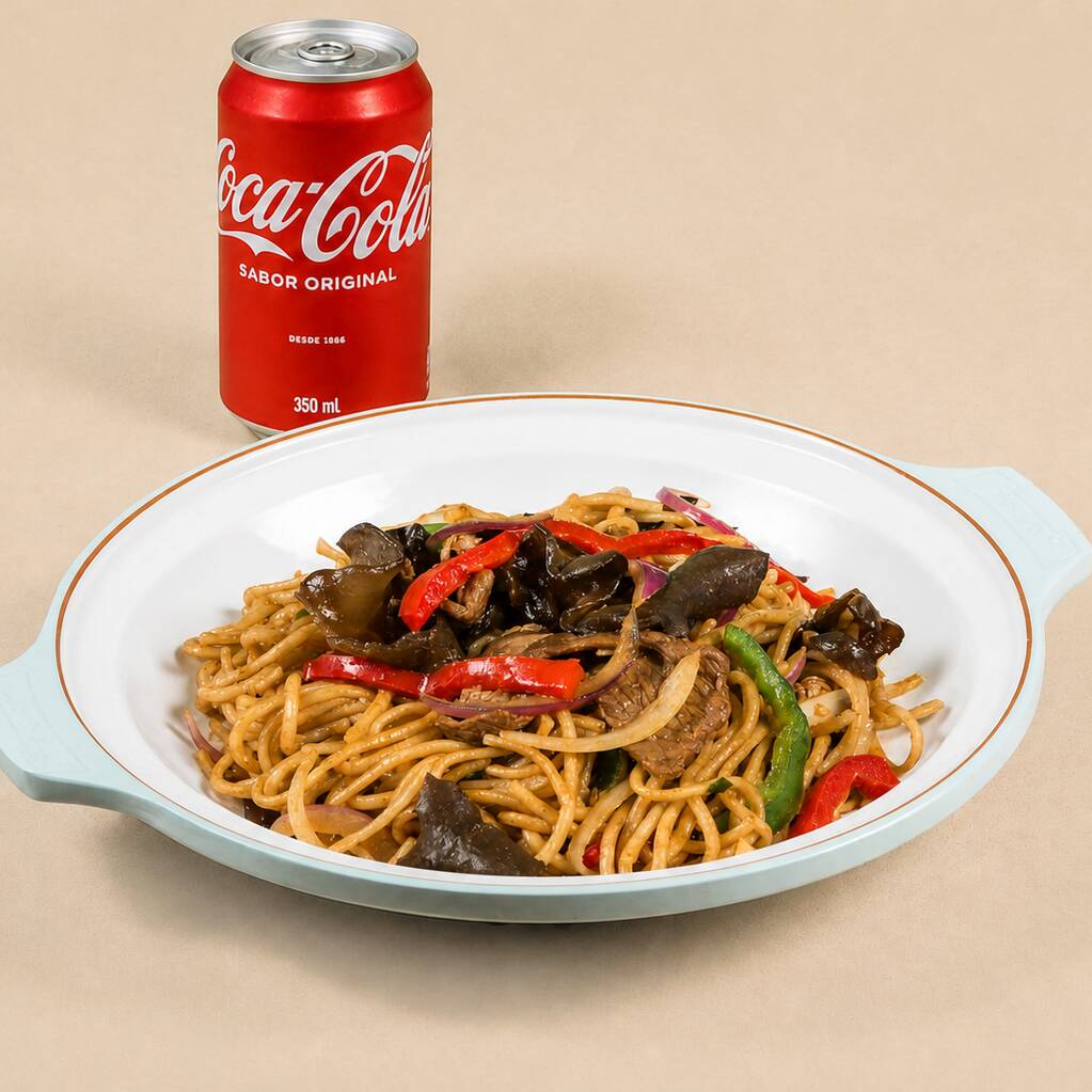 Yakissoba de Carne Clássico +1 Bebida + 1 Acompanhamento (Arroz Yunwei/ Beef Arroz/ Tiras do Imperador/ Batata Frita/ Vegetais Mix)