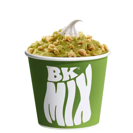 Massa sabor baunilha coberta com calda sabor pistache, e pedaços de cookies crocantes de baunilha, para aqueles que são verdadeiramente apaixonados por pistache.