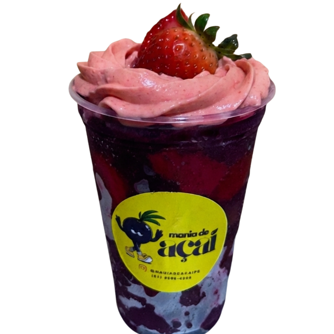 Açaí cremoso no copo com recheio de morango, morangos no meio e no topo!