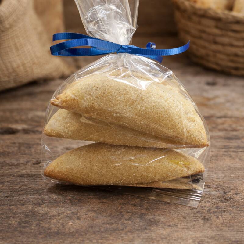 Empanaditas Rellenas de Queso y Zarzamora