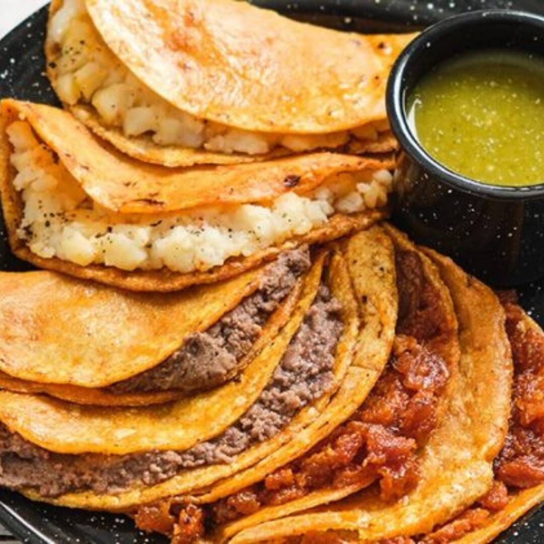 Taco Sudado de Canasta de Carnitas