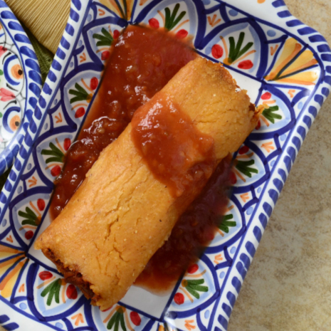 TAMAL DE CARNE ROJA