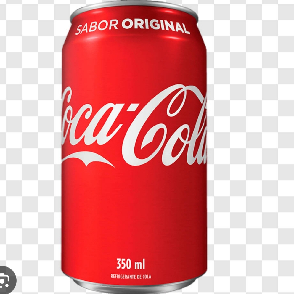 Clássica e gelada, a Coca-Cola em lata é sempre uma escolha refrescante.