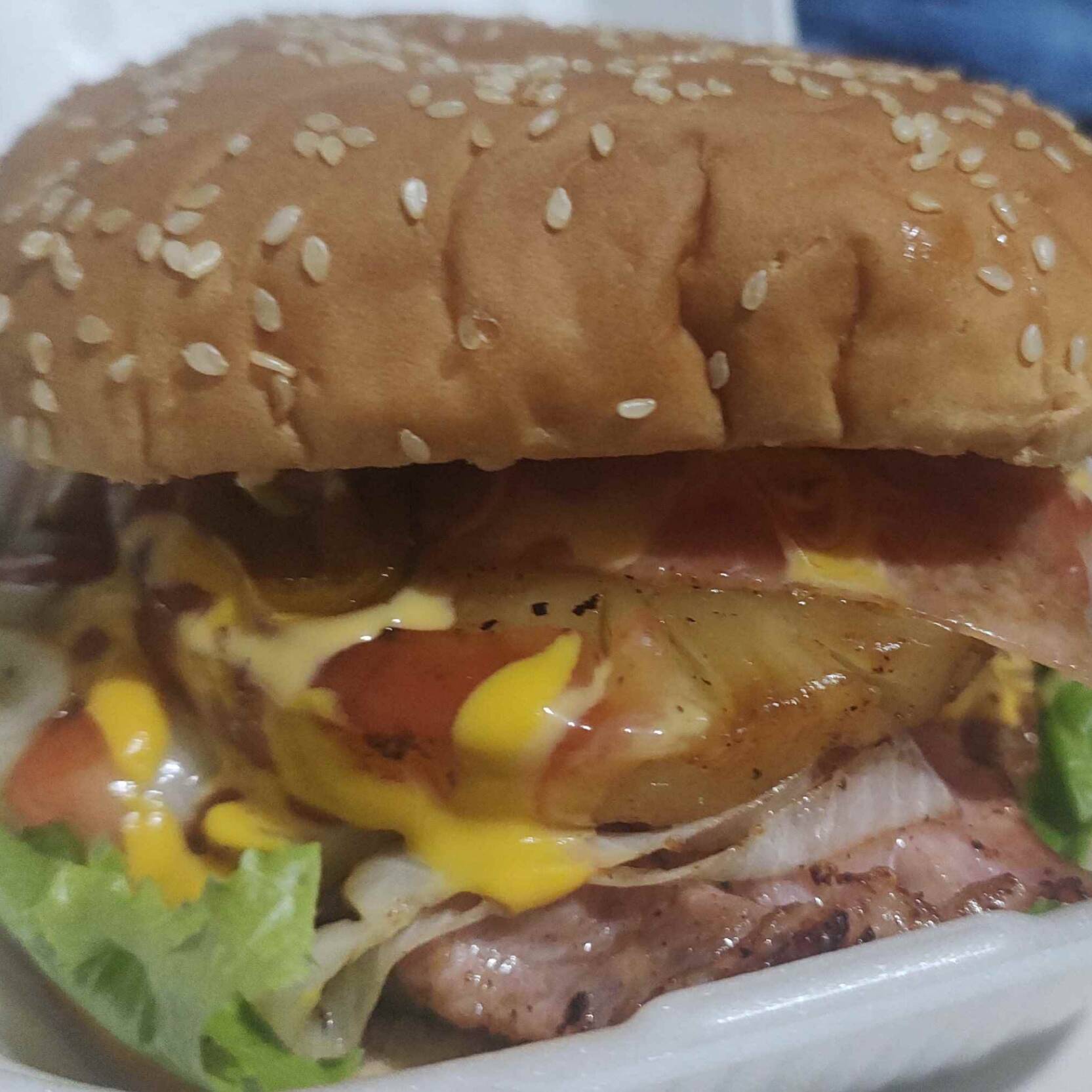 Hamburguesa Hawaiana