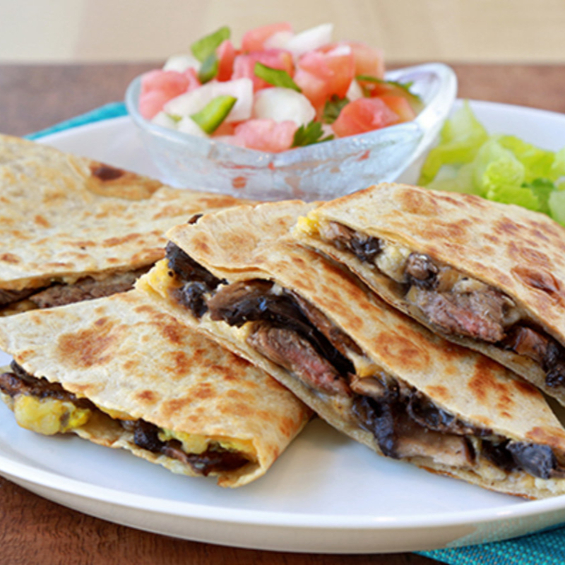 QUESADILLA CON CARNE