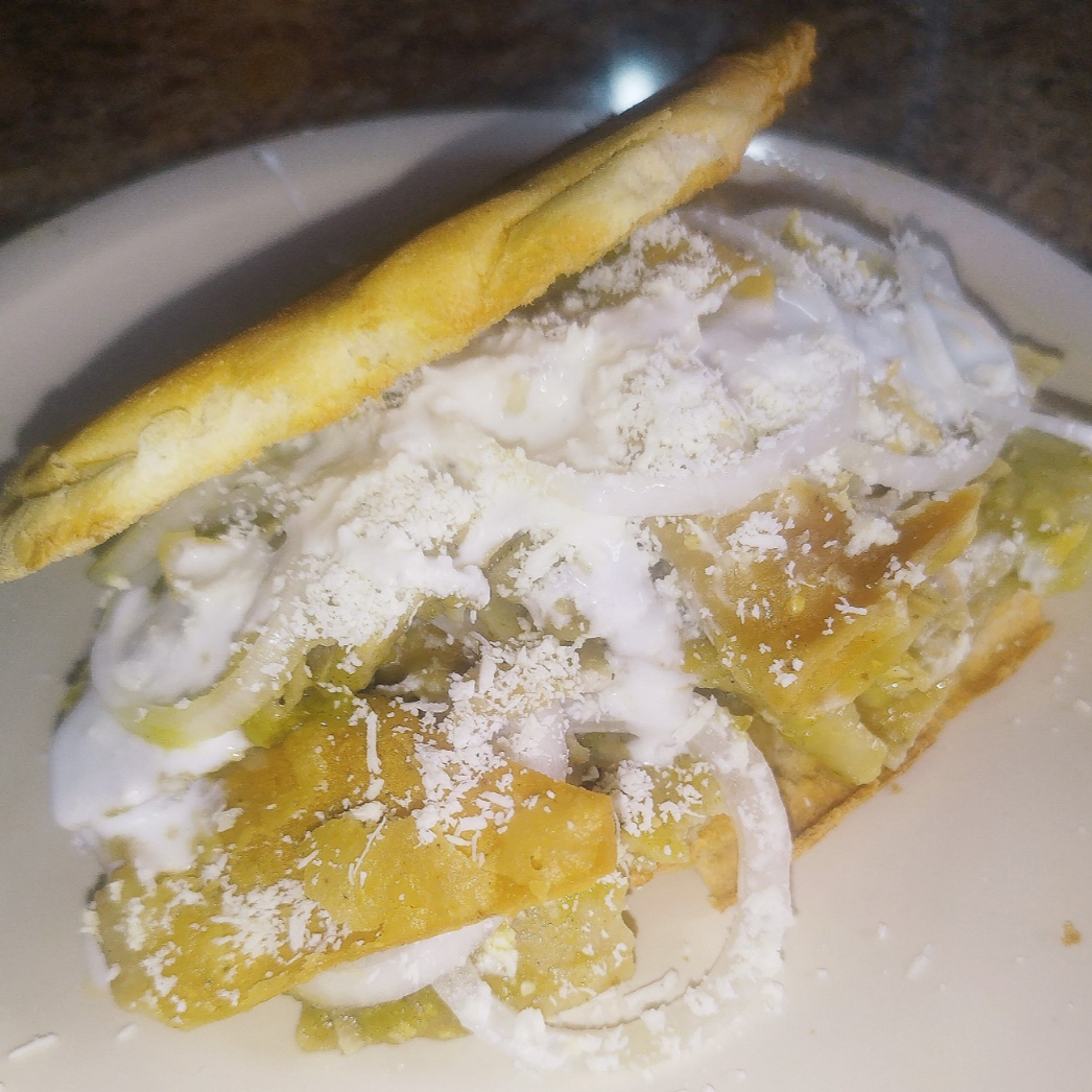 Torta de Chilaquiles Verde