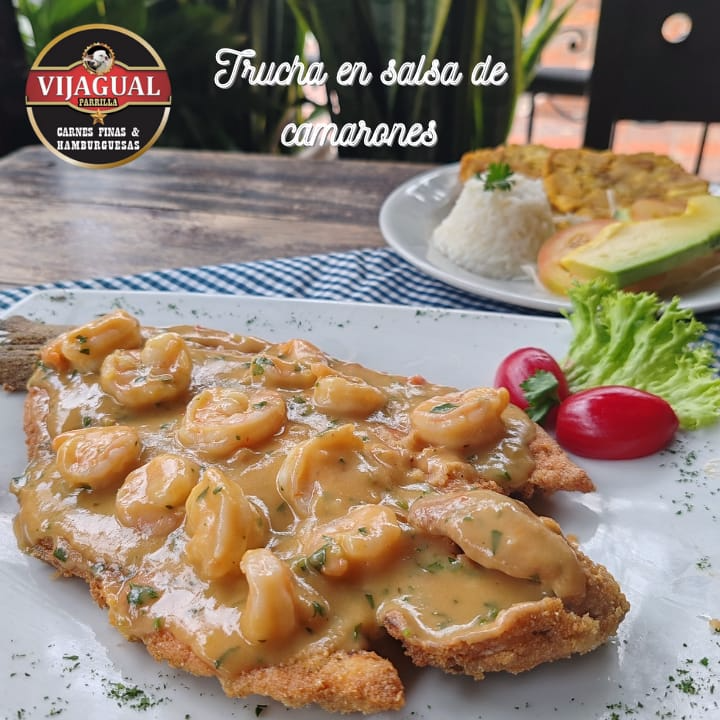 Trucha en Salsa de Camarón 400 Grs