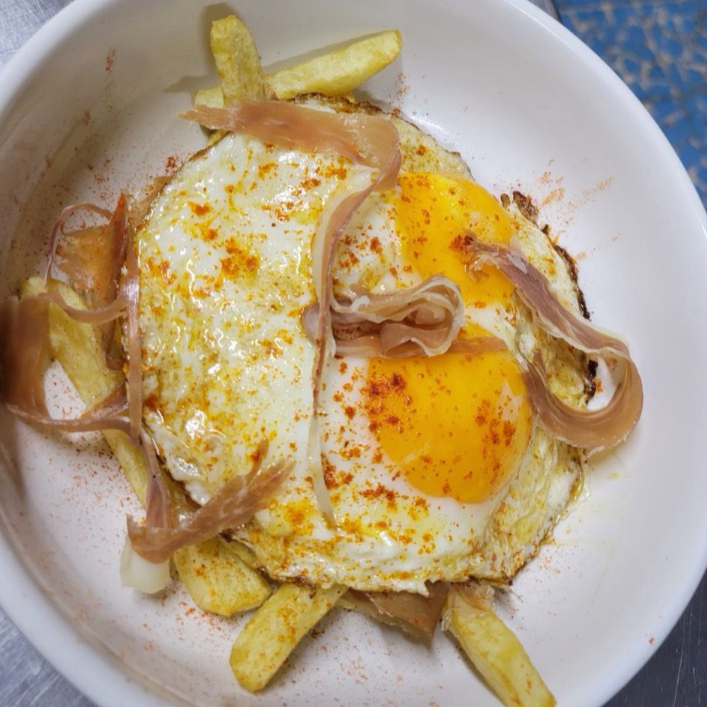 HUEVOS LUCIO