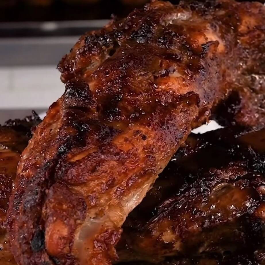 Kilo de Costillas Adobadas Cocinadas a la Leña