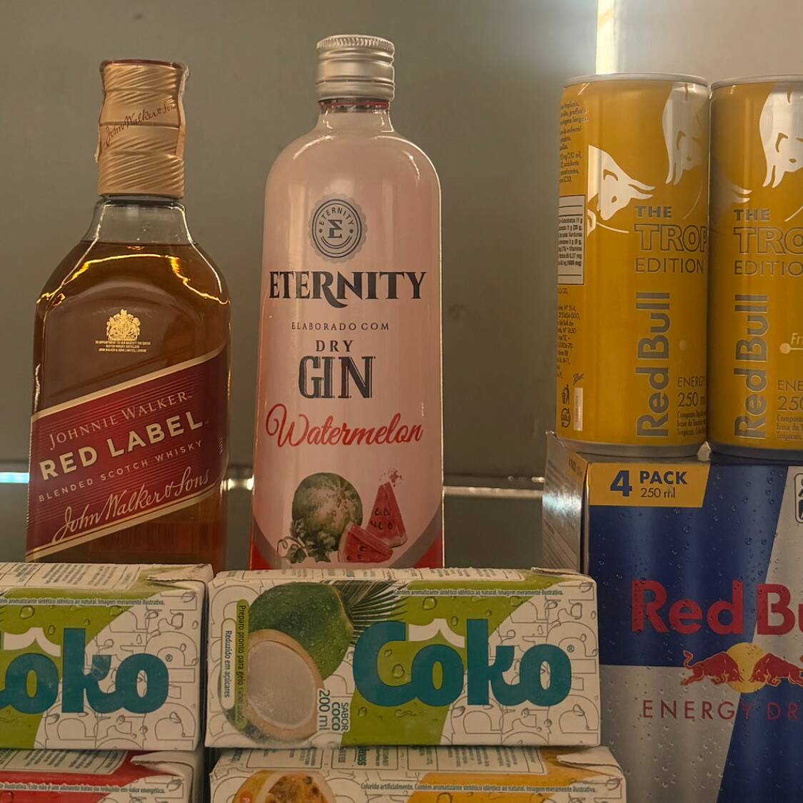 Deixa na observação qual gin prefere melancia ou maçã verde