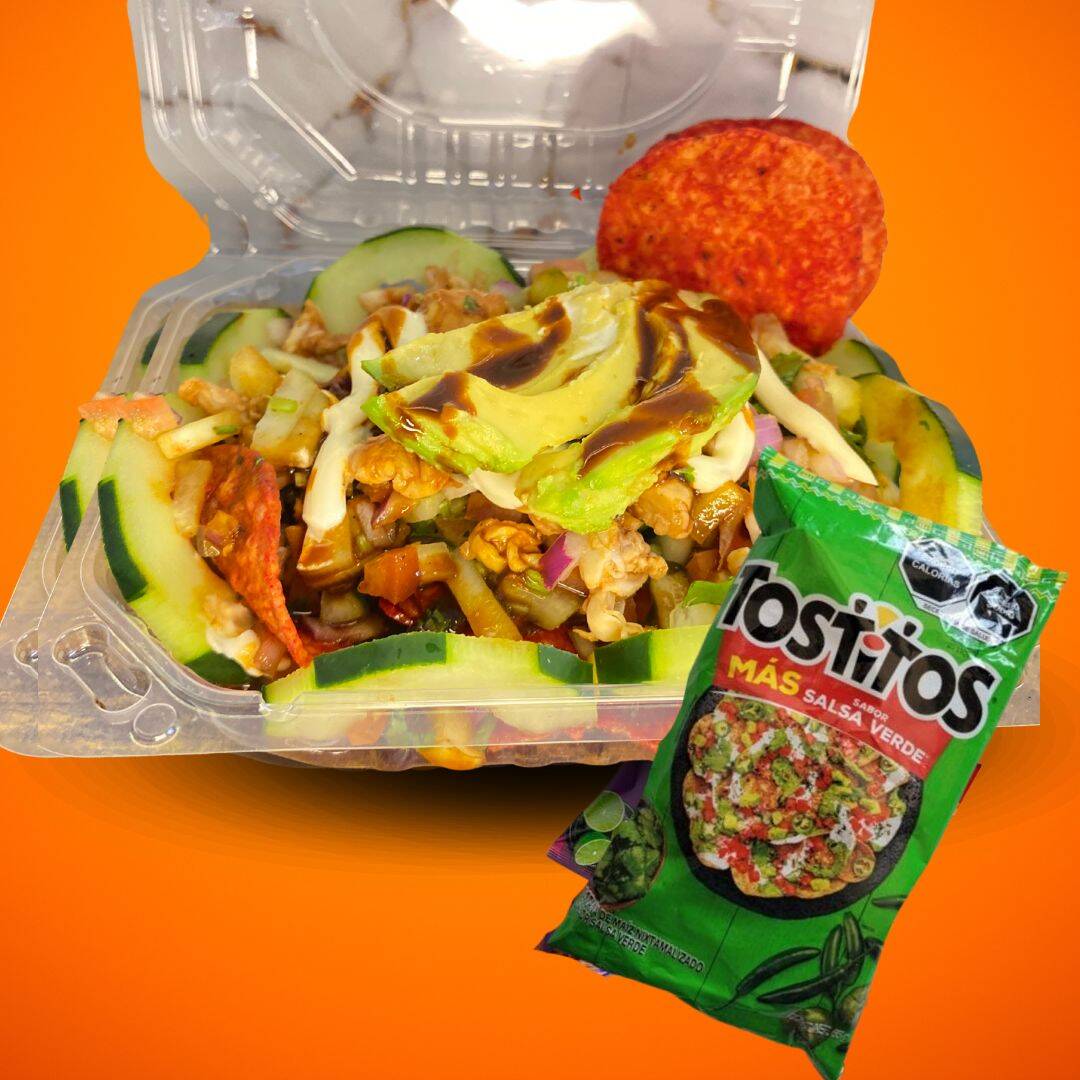 TOSTITOS VERDES CON CEVICHE DE CAMARON