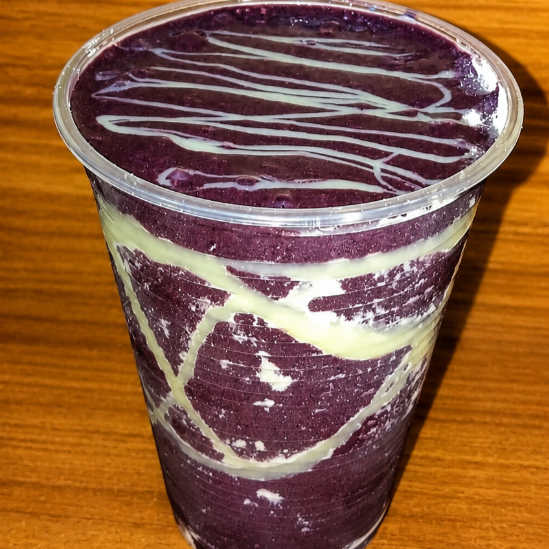 Açaí batido com paçoca leite em pó leite condensado amendoim banana