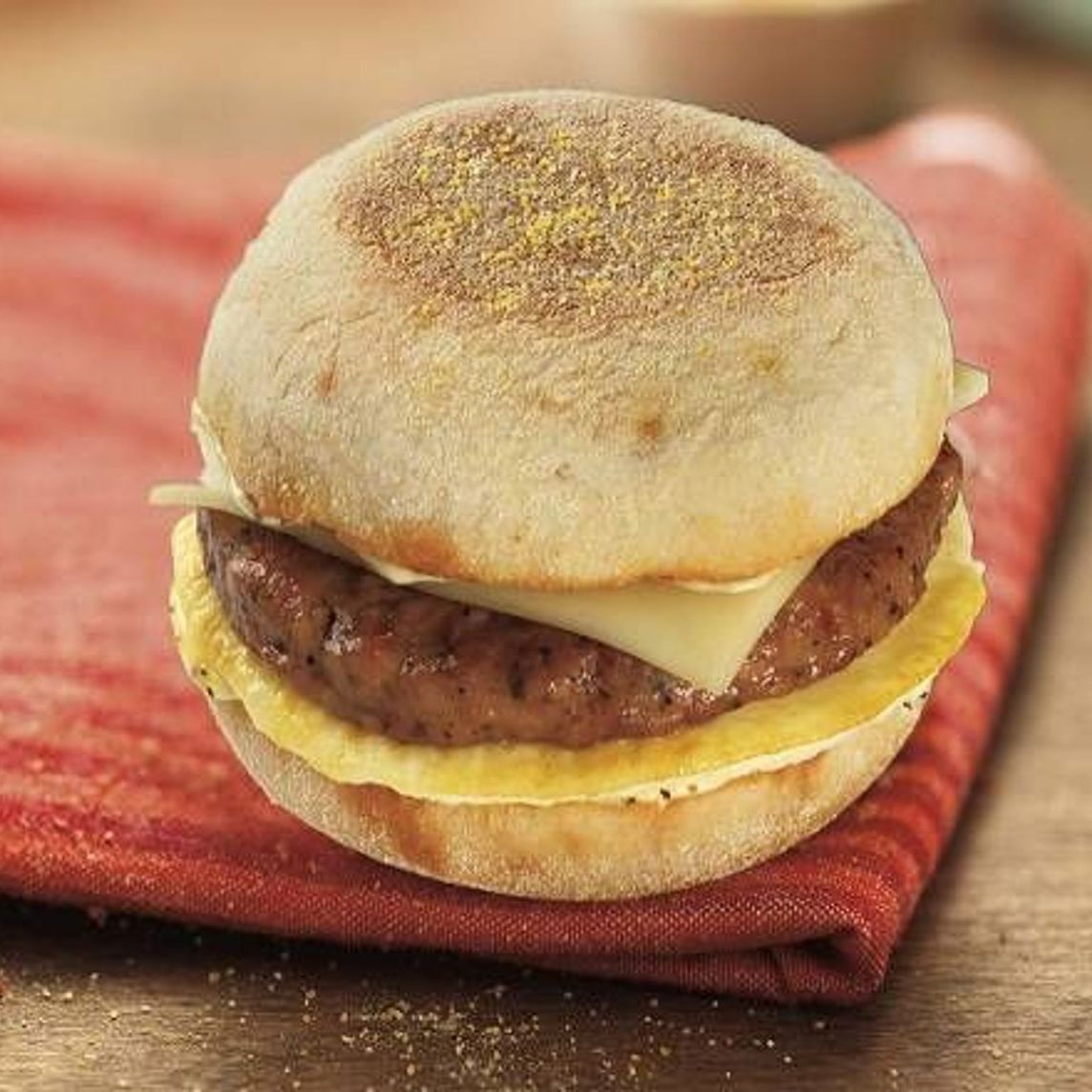 English Muffin con Salchicha Americana