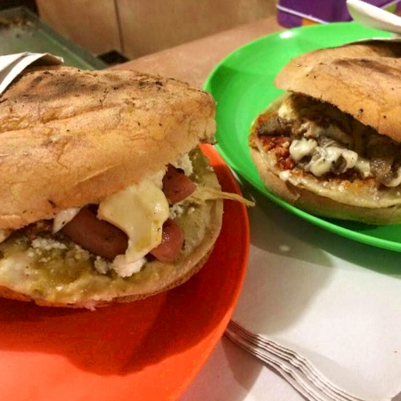 Guajolote de Salchiqueso