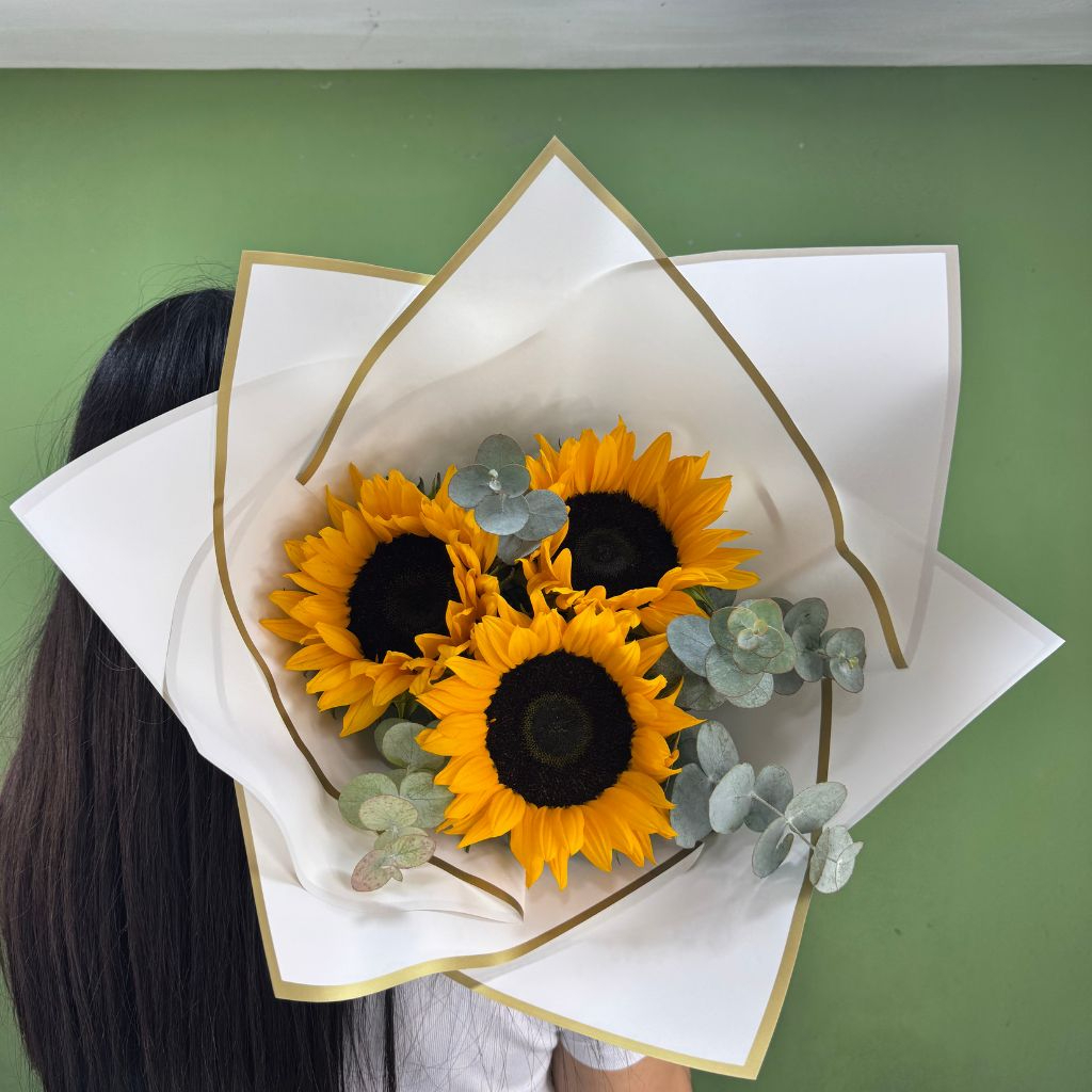 RAMO 3 Girasoles Con Follaje.