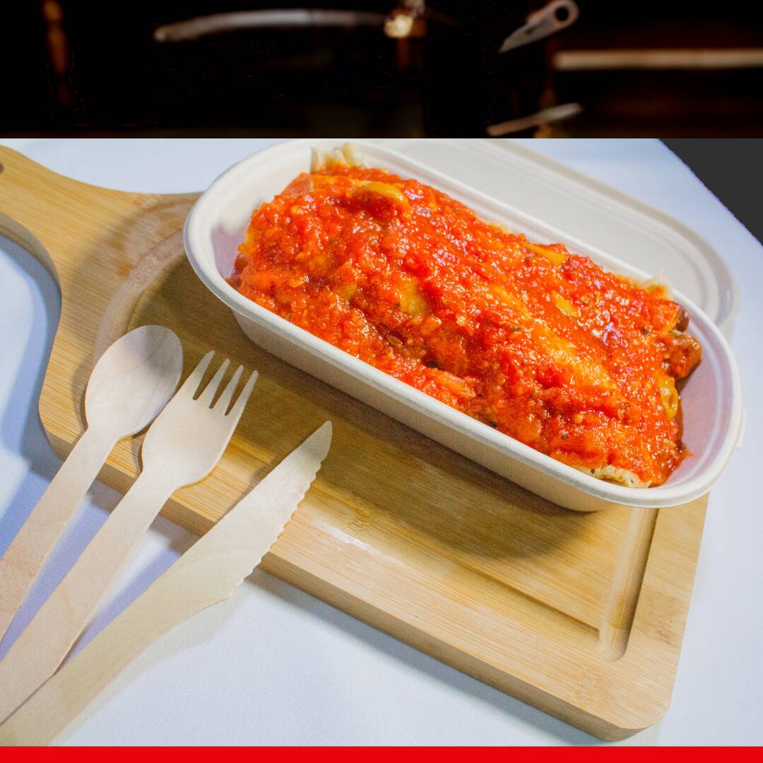 🌯 Panqueca de Palmito (Vegana) Peso: Pequena: 425g Média: 600g Composição: Duas panquecas recheadas com palmito Jurerê, envolvidas em molho rústico de tomate com alho, cebola e especiarias. Acompanha arroz integral e feijão carioca. Observações: Sem conservantes, sem lactose e com preparo artesanal. Uma opção vegana leve e completa.