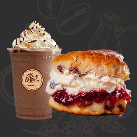 Frappé Chico + Bisquet Dulce