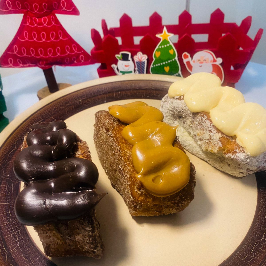 Nossa versão turbinada da rabanada, muito bem recheada, molhadinha por dentro, pra compor o seu lanche!