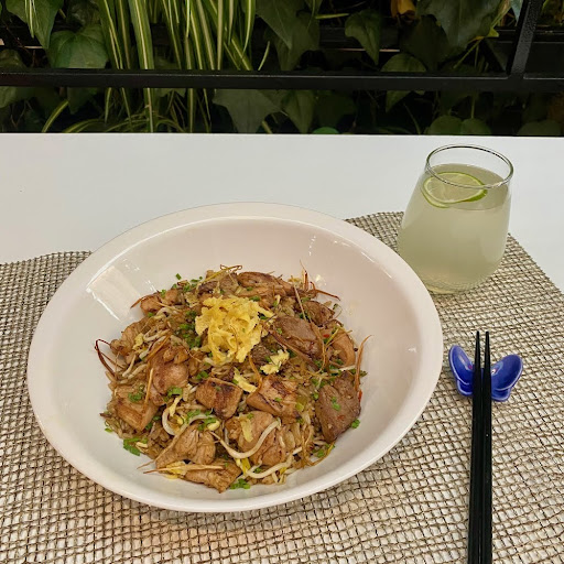 Combo personal Arroz pollo, cerdo y res