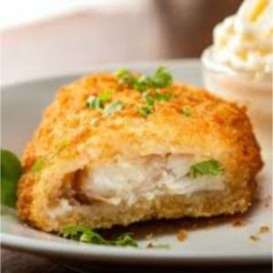 Porção 100g de Filé de tilápia à milanesa, crocante por fora e macio por dentro, preparado com temperos especiais para deixar seu prato ainda mais saboroso.