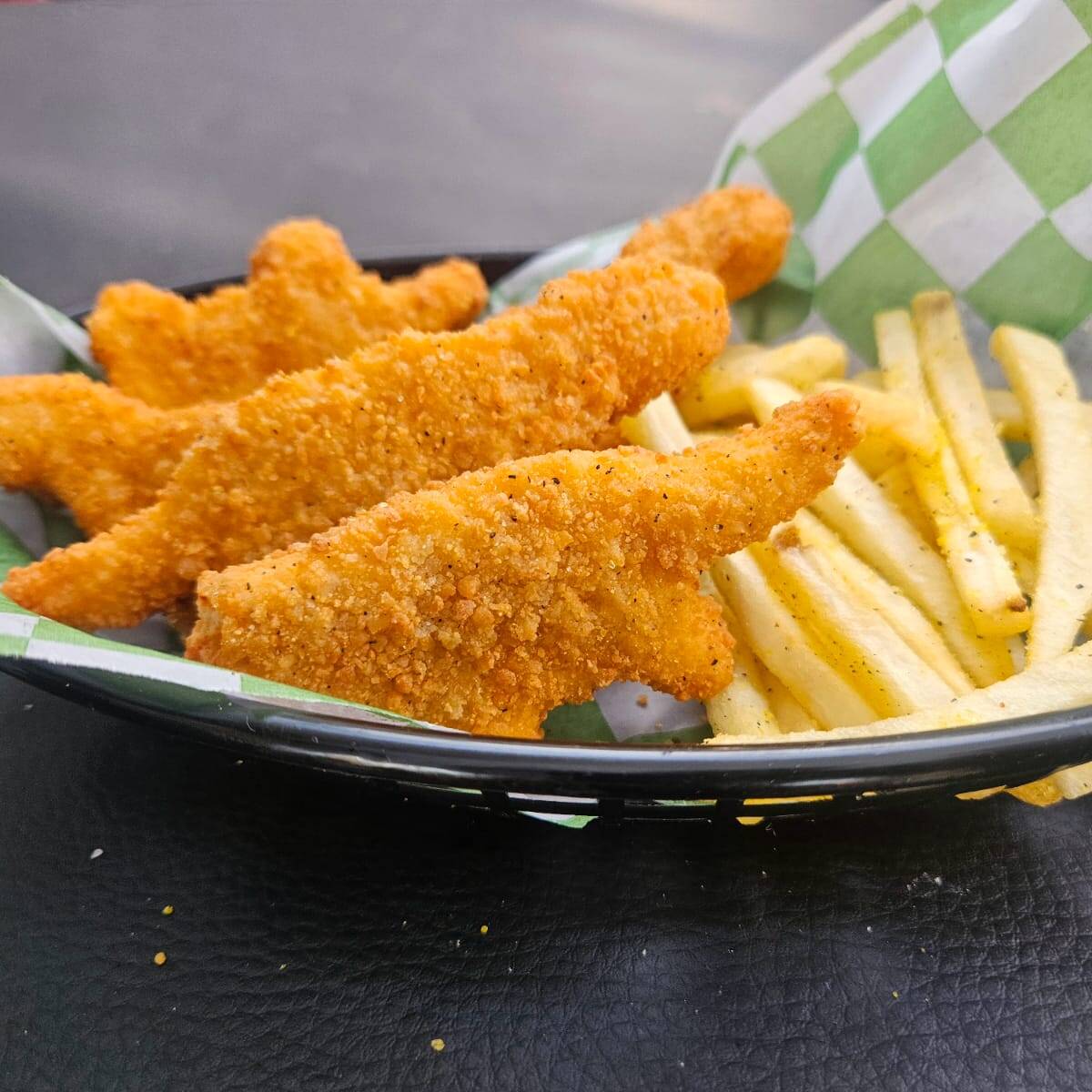 Nuggets en Forma de Dinosaurio o Minion