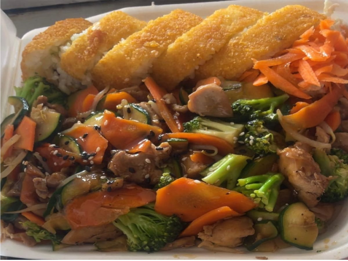 Aimaky sushi y teriyaki